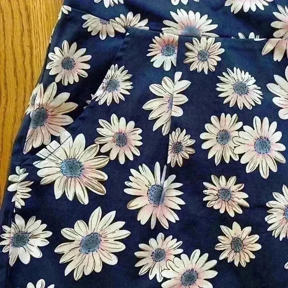 Belle Poque Womens Floral Navy Blue Summer Shorts Sexy Legs Zipper Button XXL - Picture 6 of 14